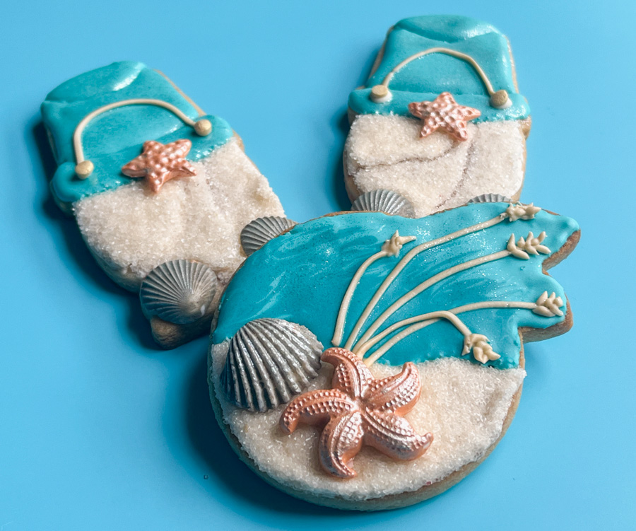 AMY’S GNOME AND FLORAL DOUBLE&nbsp;FEATURE