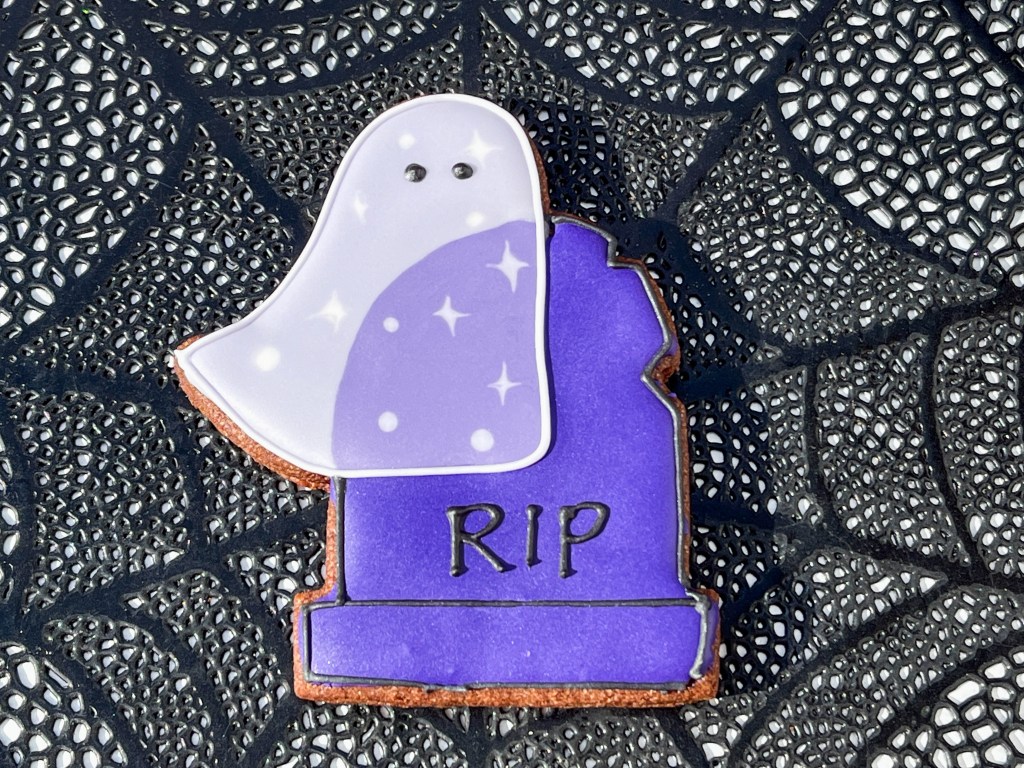 A FRIENDLY GRAVEYARD&nbsp;GHOST